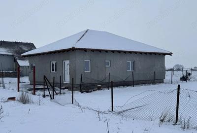 Casă cu 4 camere cu Canalizare în Becicherecu Mic - 2