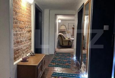 Casă cu 5 camere cu Teren 600 Mp în Elisabetin