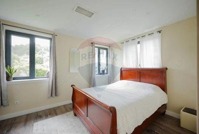 Casă cu Teren 1378 Mp în Eșelnița - 5