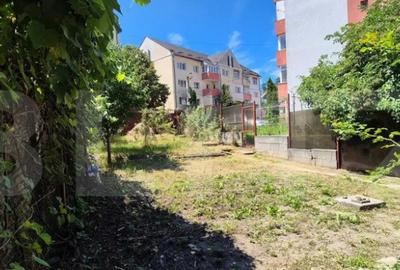 Casă cu 2 camere cu Teren 100 Mp în Dej - 1