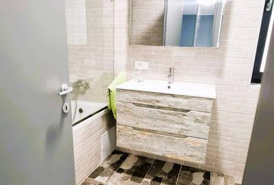 Casă cu 4 camere cu Teren 1500 Mp în Central