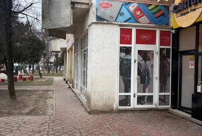 Spațiu comercial, de 28 mp, în Nicolina