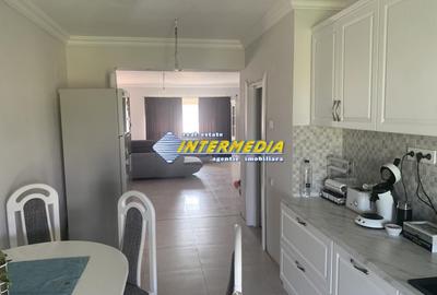 Casă individuală cu 3 camere cu Teren 1000 Mp în Cetate - 2