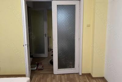 Inchiriere 3 camere semiutilat Bd. Carol - 3