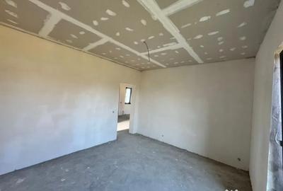 Casă cu 4 camere cu Teren 475 Mp în Mocira - 3