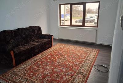 Apartament cu 3 camere decomandat în Central - 1