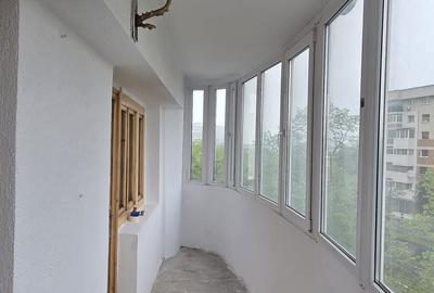 Apartament cu 3 camere decomandat în Unirii Nord - 3