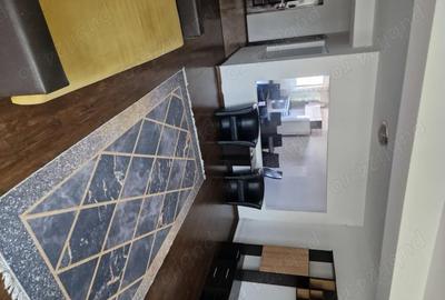 Apartament cu 3 camere decomandat în Central - 4