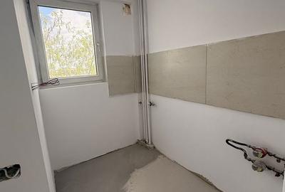 Garsonieră decomandată în Titan - 3