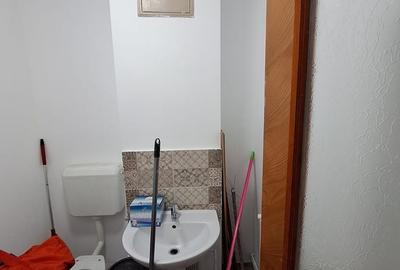 Apartament cu 3 camere decomandat, mobilat în Odobescu - 14