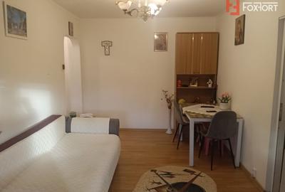 Apartament cu 2 camere de vanzare la etaj 4 zona Sagului Apartament cu 2 camere de vanzare la etaj 4 zona Sagului - 1
