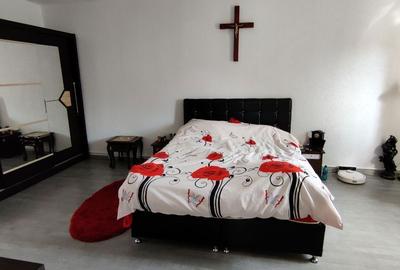 Casă cu 4 camere în Central - 6