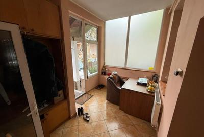 Casa cu garaj ?i 2 ?eminee, langa Parcul Mare Str. - 3