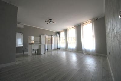 Curte, 4 apartamente, 8 camere, perfectă pt activități educaționale-Dumbravita - 16