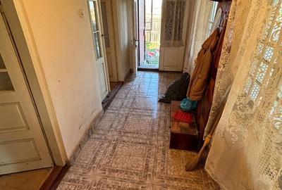 Casă cu 3 camere în Jiul - 3