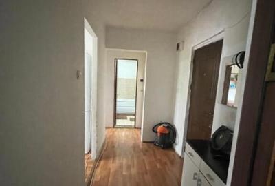 Apartament de vanzare, cu 2 camere, 49 mp, decomandat, Baia - 7