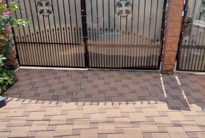 Casa noua de vanzare cu etaj - 6