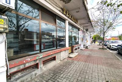 Spațiu comercial, de 44 mp, în Central - 1