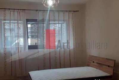 Casă cu 3 camere cu Teren 200 Mp în 1 Mai - 9