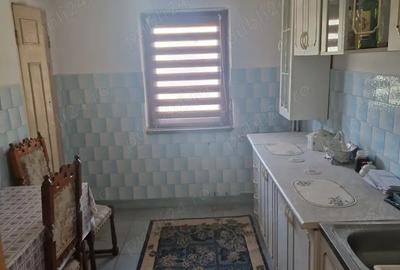 Apartament cu 3 camere semidecomandat în Roșiori de Vede - 10