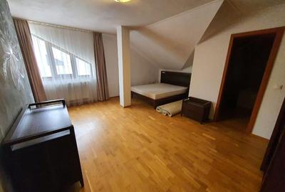 De inchiriat Apartament 4 camere cu scara interioara situat in zona Cetate. - 8