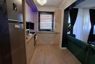 Apartament cu 3 camere decomandat în Fundeni