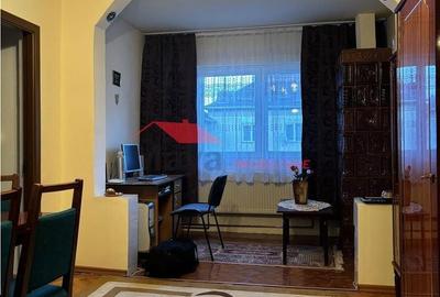 Apartament cu 4 camere în Central - 2