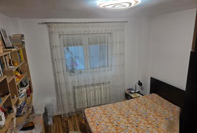 Apartament cu 3 camere decomandat în Central - 3