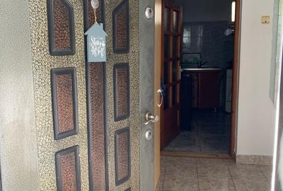 Casă cu 4 camere în Ostrov - 5