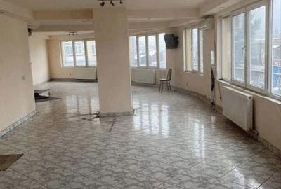 Spațiu comercial, de 100 mp, în Poderei - 1