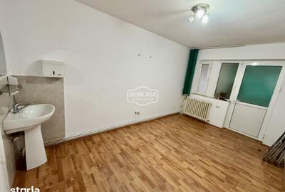 Apartament cu 3 camere decomandat în Central - 1