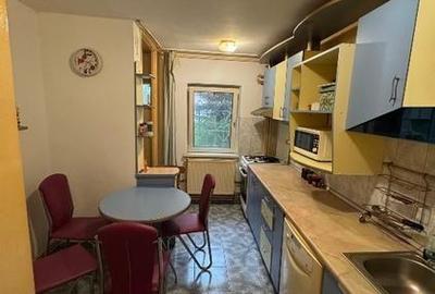 Decomandat, 3 camere, 2 bai, mobilat și utilat, boxa, Tractorul, Brasov - 2