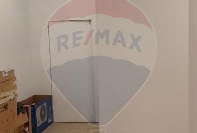 Spațiu comercial, de 74 mp, în Central - 2