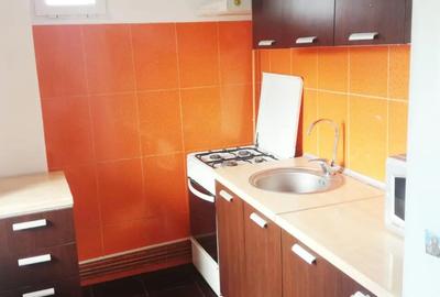 Garsonieră decomandată în Nicolina - 2