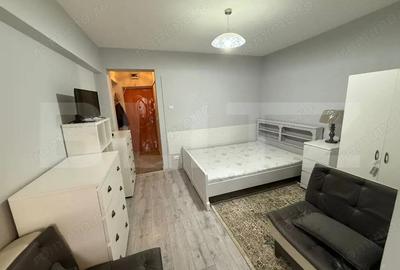 Garsonieră decomandată în Central - 4