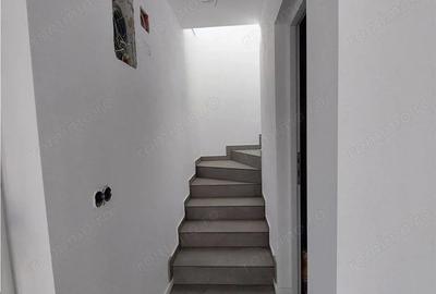 Casa noua cu piscina in Fantanele - 13