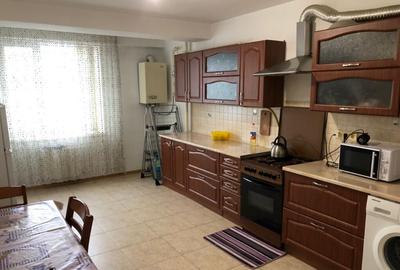 Apartament cu 2 camere in zona Semi-Centrala - 1