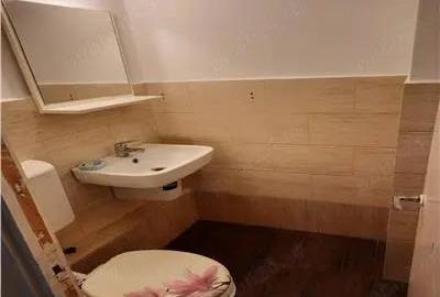 Inchiriere apartament 3 camere decomandat in zona 1 Decembrie (fostul Lenin), etaj 3 4, 80 mp - 5