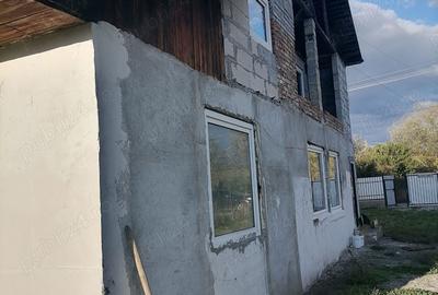 Casă cu 2 camere cu Teren 1440 Mp în Central - 17