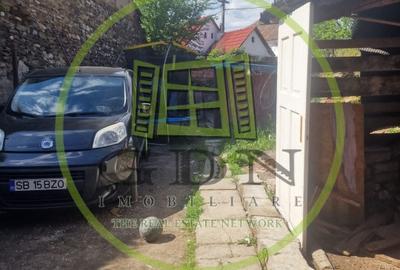 Casă individuală cu 3 camere cu Canalizare în Central - 12