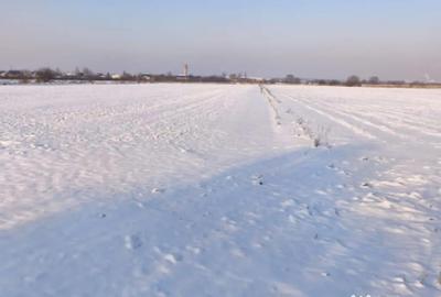 Teren de 8700 mp, în Central