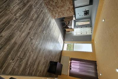 Apartament cu 3 camere decomandat în Central - 2