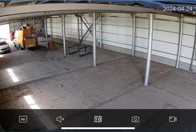 Spațiu comercial, de 1,200 mp, în Central - 9