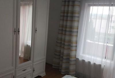 Apartament cu 3 camere decomandat în Florești - 2