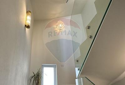 Casă cu 4 camere cu Teren 260 Mp în Andrei Mureșanu - 4