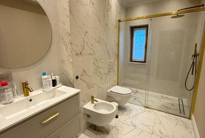 Casă individuală cu 6 camere cu Canalizare în Lazu - 14