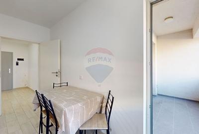 Apartament cu 2 camere decomandat în Tractorul - 4