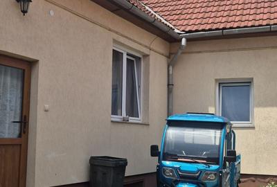 Casă cu 3 camere în Central - 2