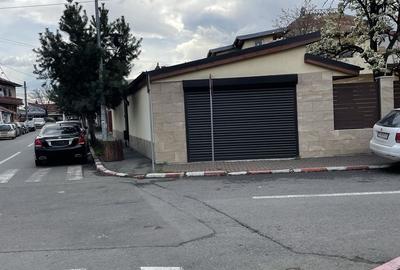 Casă cu 3 camere cu Teren 340 Mp în Central - 1