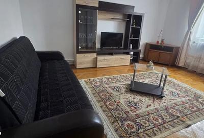 Apartament cu 4 camere în Central - 2